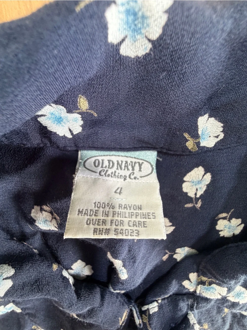 Old Navy Navy Dress with White and Light Blue Floral Print B12